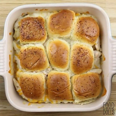 Cheesy Turkey and Mashed Potato Sliders