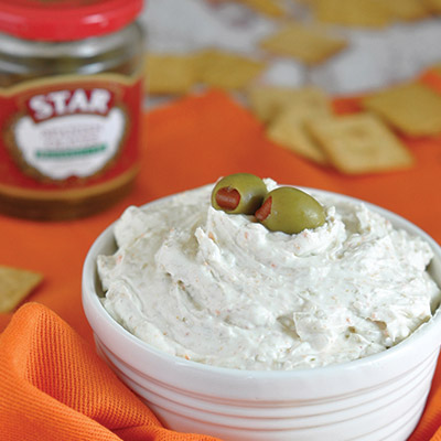 Incredibly simple and easy olive spread made with just olives and cream cheese – perfect an after school snack, or a last minute bite if you have unexpected guests! #STARFineFoods