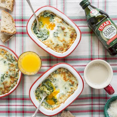Creamed Spinach Baked Eggs: The Perfect Christmas Breakfast!