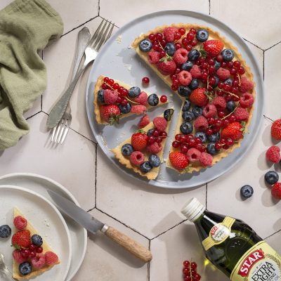 Almond and Berry Tart
