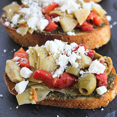 A super simple bruschetta recipe, perfect for last-minute entertaining or a quick weekday lunch. #STARFineFoods