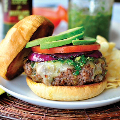 This recipe for Spicy Chimichurri Burgers is sure to spice up your usual dinner menu. This is a meal the whole family will love! #STARFineFoods